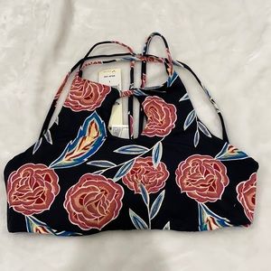 Roxy bathing suit top